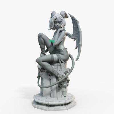 Zarina Devil Topless (75mm)